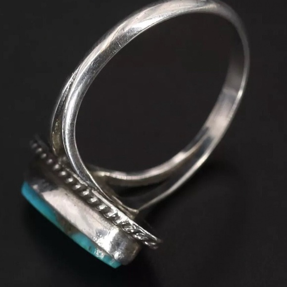 VINTAGE - NAVAJO Turquoise Elongated Braided STERLING silver ring size 6us - Picture 6 of 7